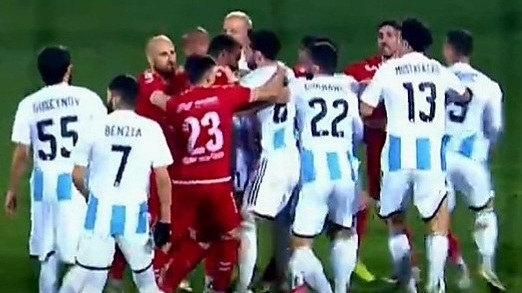 AFFA futbolçuları cəzalandırdı