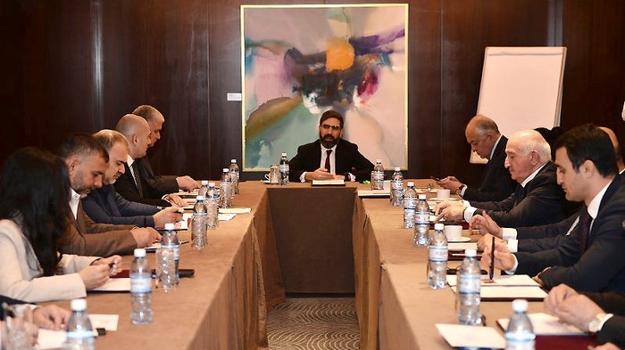 Rövşən Nəcəfin komandasının 0-ları...