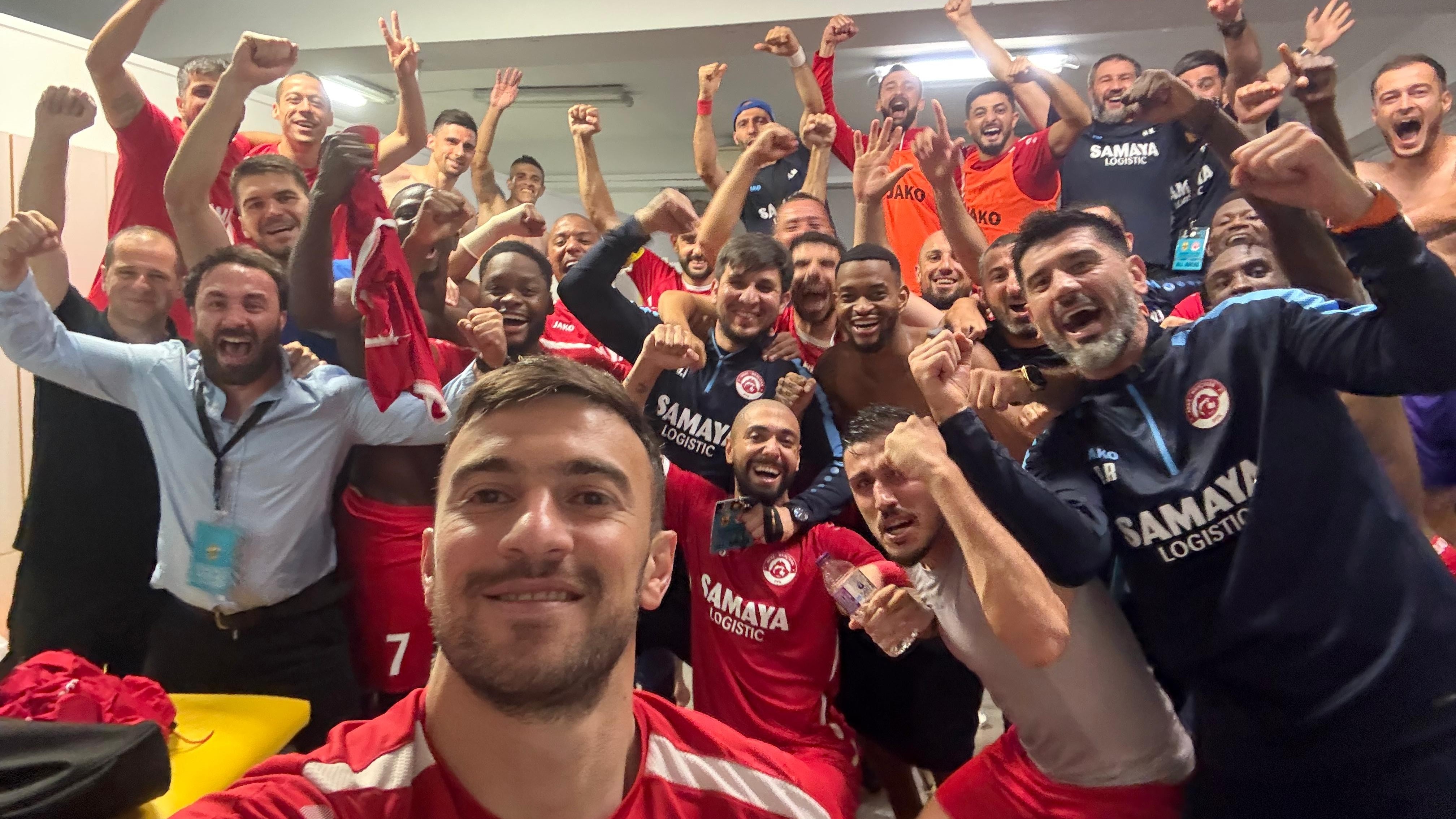 "Araz-Naxçıvan"ın Yunanıstanda sevinci - Foto