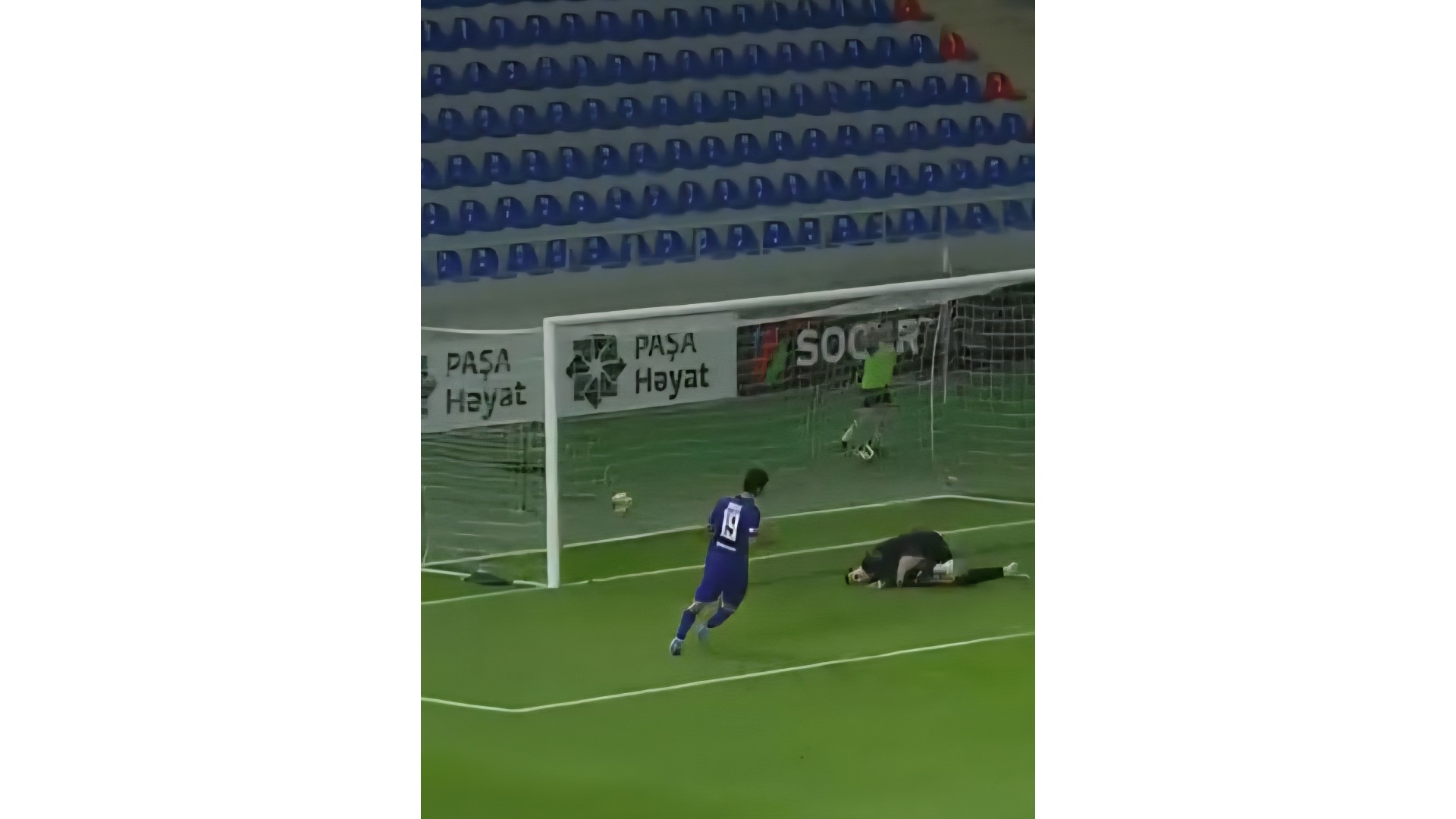 "Sumqayıt" "Kəpəz"ə futbol dərsi keçdi