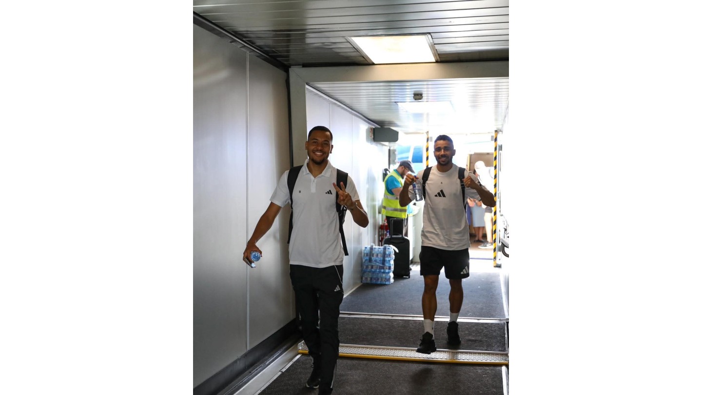 "Qarabağ"ın futbolçusu Leandro Macarıstanda yumruq göstərdi - Şəkillər