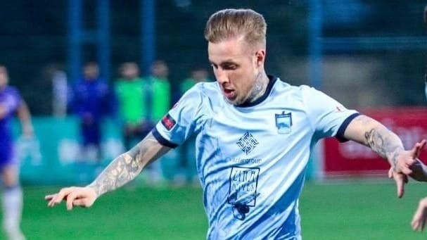 "Zirə" bu futbolçuyla yolları ayırdı