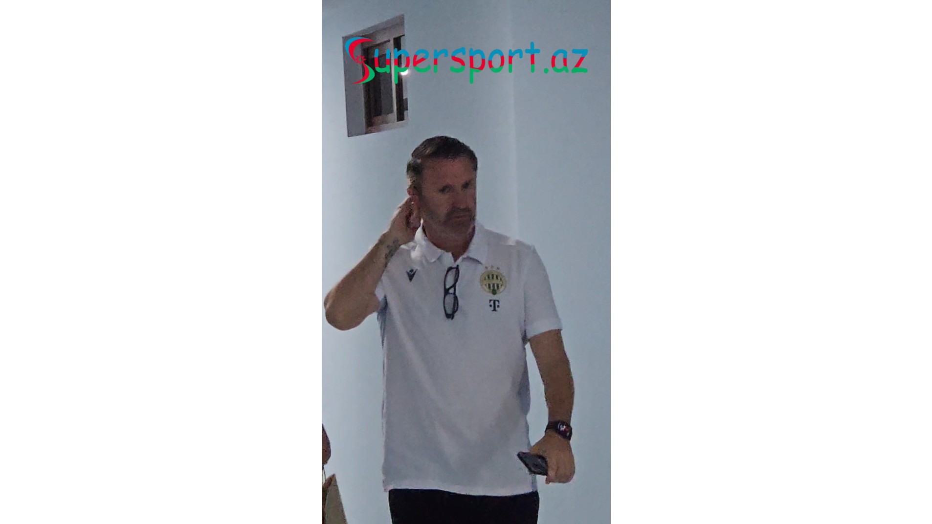 "Ferentsvaroş" Bakıda problemlə üzləşdi, Robbi Kin gecikdi - Video