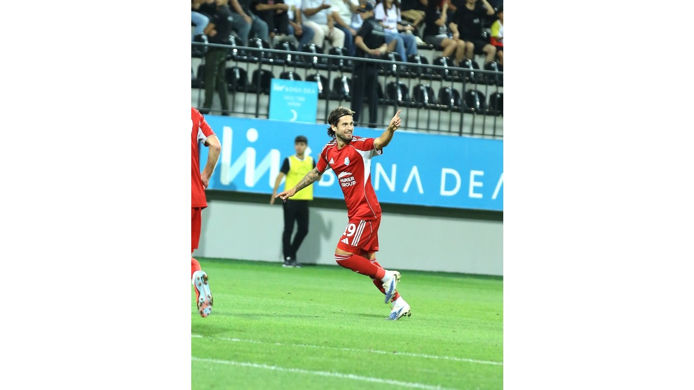 "Canavarlar" "Neftçi"ni "parçaladı"