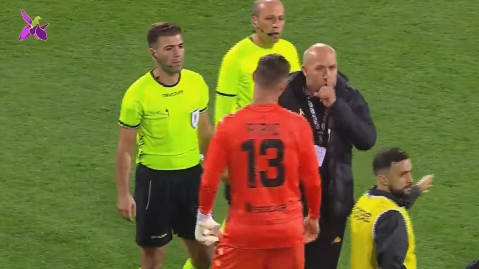 "Neftçi" "0" oynadı, hakimə etiraz etdi - Foto