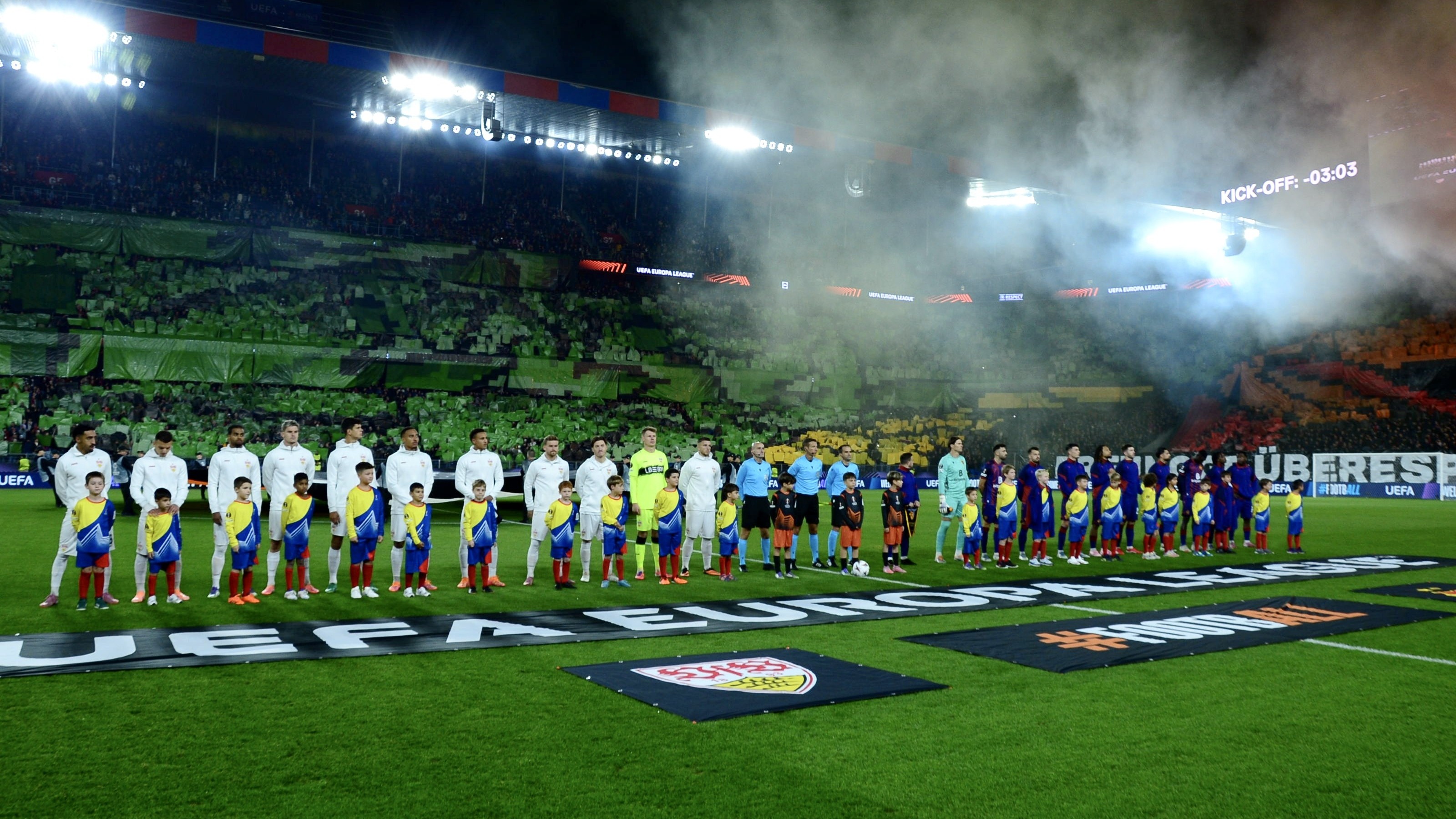 "Bazel" - "Ştutqart" matçından azərbaycanlı jurnalistin fotoreportajı 