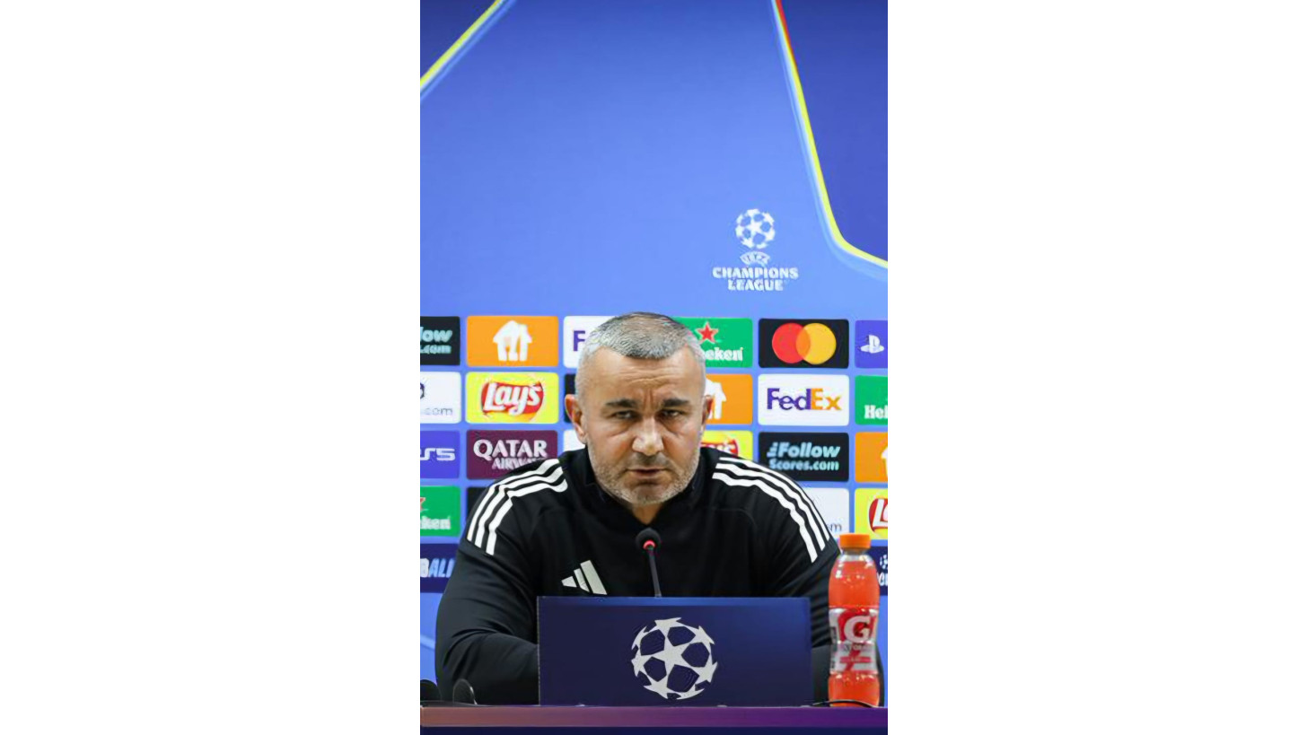 Video: Qurban Qurbanov: "Qarabağ" həm futbolçu satmalı, həm də almalıdır" 