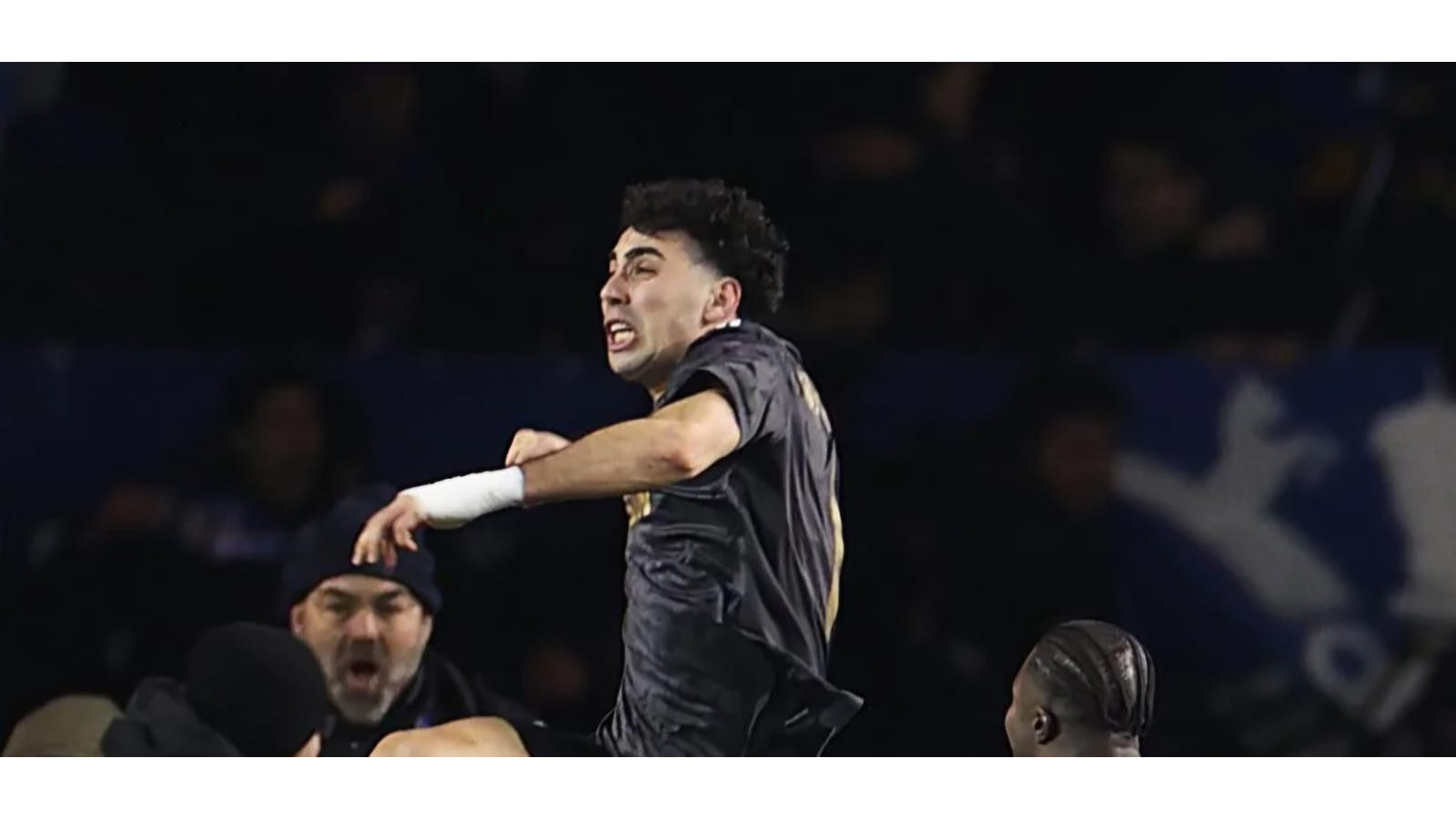 "Qarabağ"ın Bəhlulu "Ayntraxt maşını"nı əzdi - Video