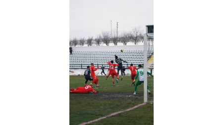 "Qarabağ" nazirliyin bərbad meydançasında oynayacaq