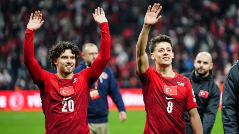 Pley-off iştirakçıları finalda qarşılaşacaq