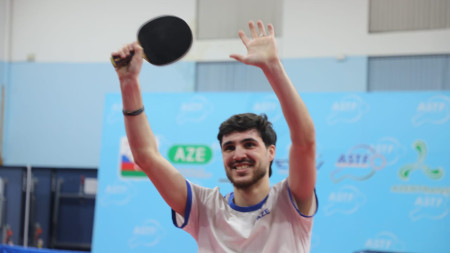 Nihad Məmmədov "Ginnesin Rekordlar Kitabı"na düşməyə yaxındır - Foto