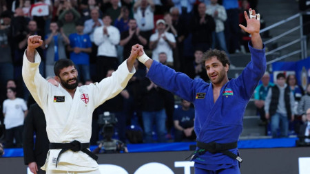 Hidayət Heydərov məğlub olduğu Laşanın əlini yuxarı qaldırdı - Foto-Video