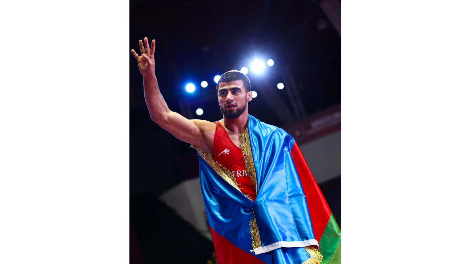 Həsrət tarix yazdı, Qurban titulunu qorudu