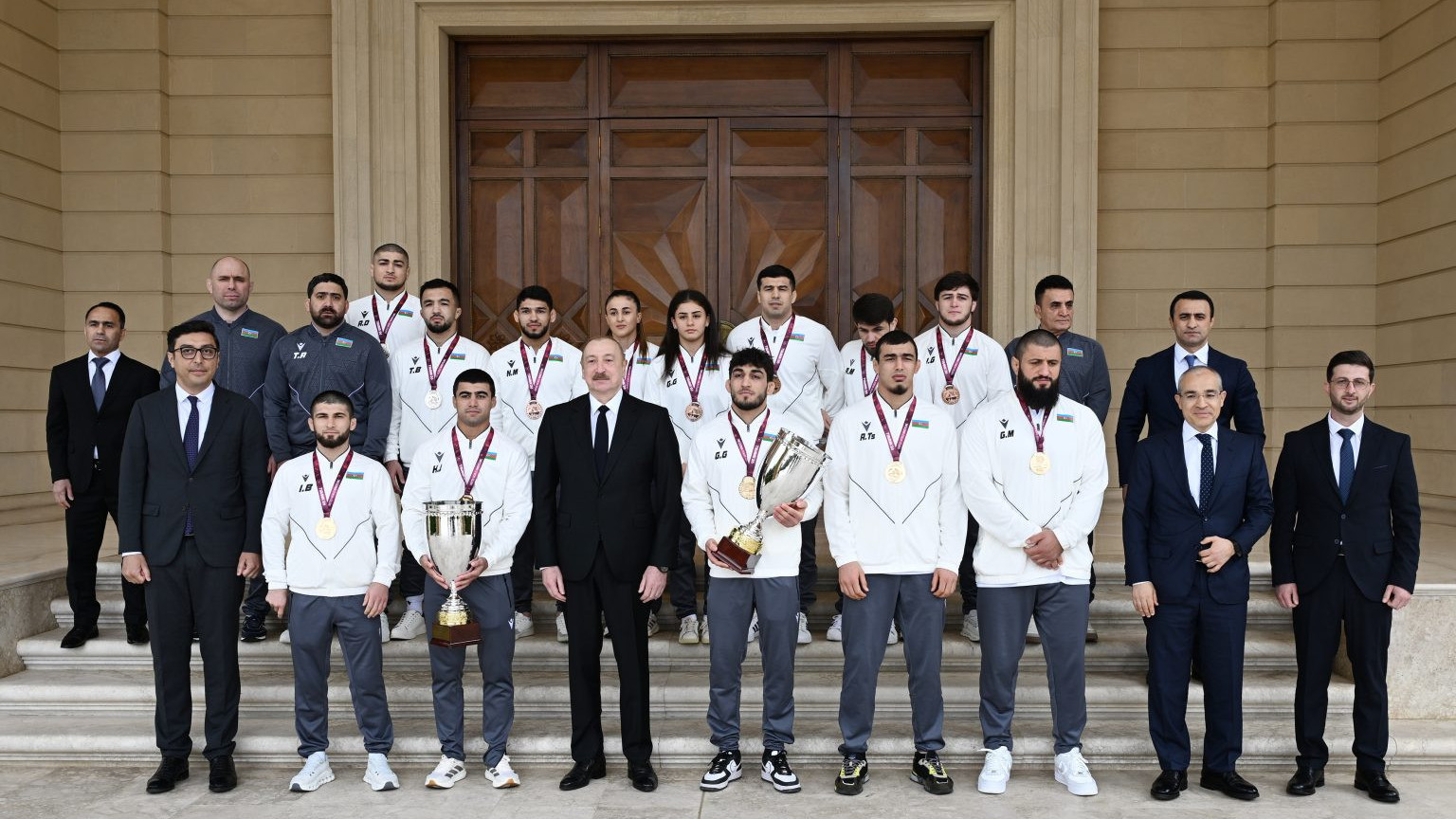 İlham Əliyev Avropa çempionlarını qəbul etdi