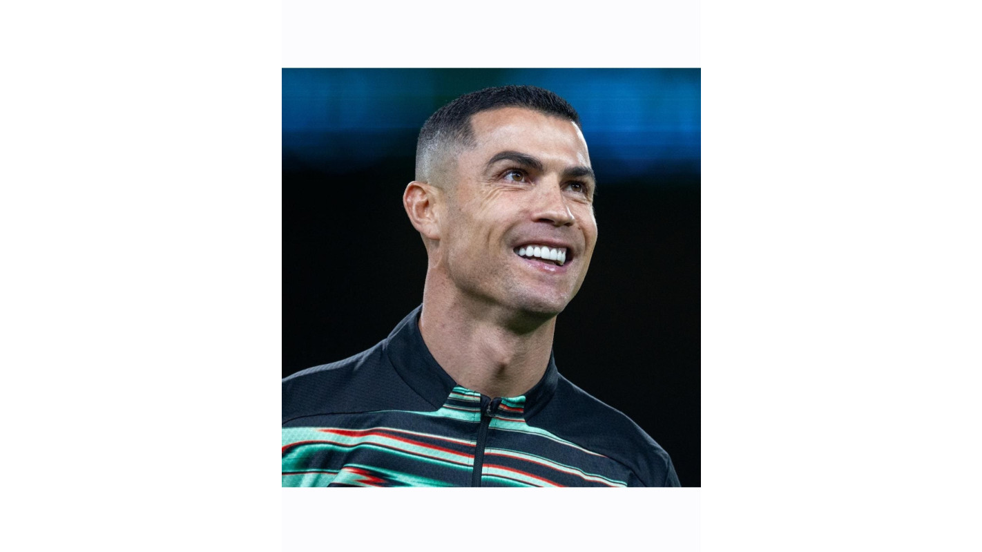 Kriştiano Ronaldo 2 milyard dollar qazancla rekord vurdu