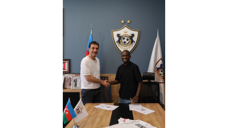 "Qarabağ" 4-cü futbolçunun transferini açıqladı