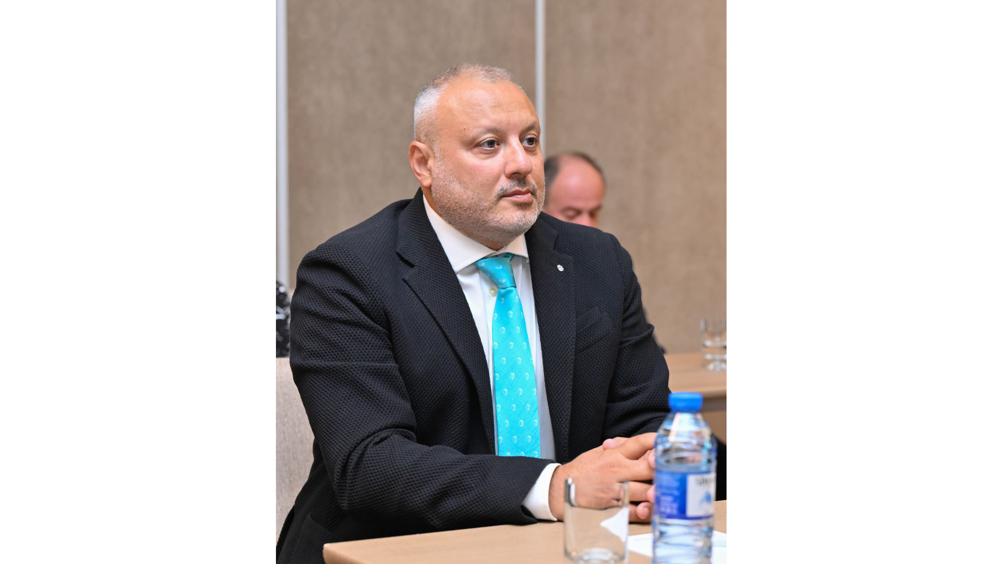 Elxan Səmədov ikinci dəfə PFL-in prezidenti seçildi