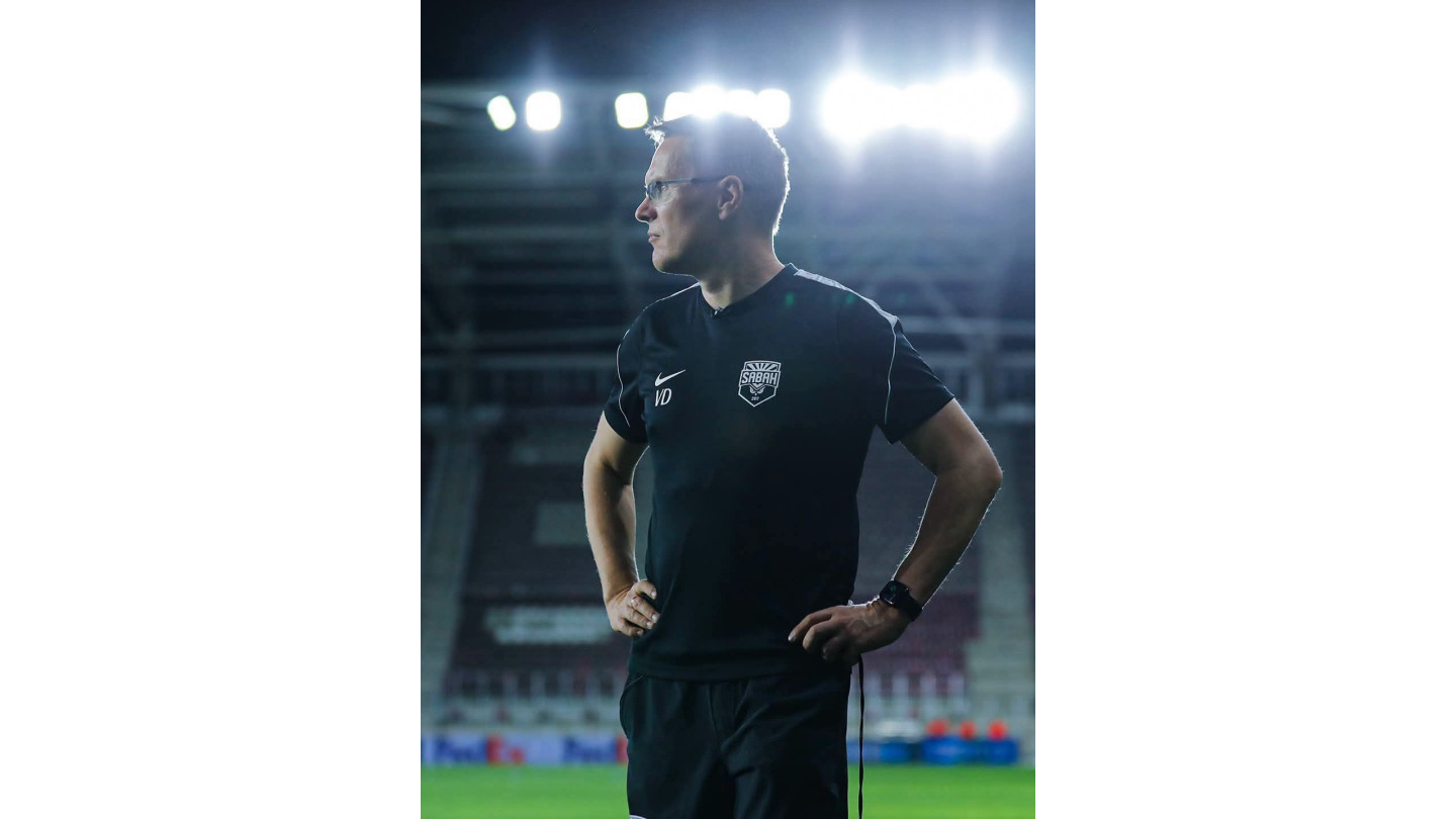 Valdas Dambrauskas: "Həmişə autsayder kimi görünmüşük"