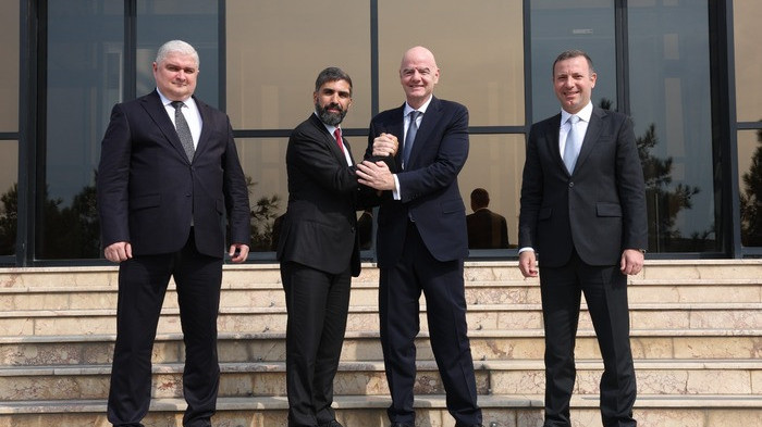 Canni İnfantino Rövşən Nəcəflə qol güləşdirdi - Foto