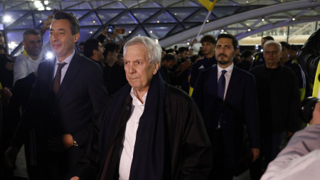 "Fenerbahçe" Azərbaycanda coşquyla qarşılandı - Fotolar